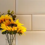 Modern Centre In Apartment *